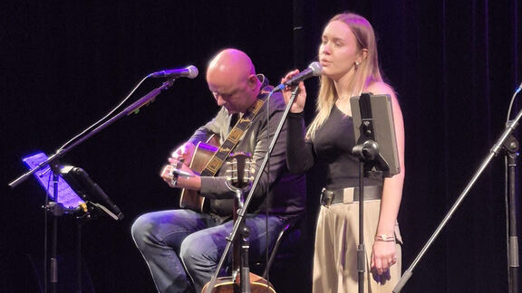 Maartje Butter en Menno Bruin een sfeervol  optreden voor De Triangel in Venhuizen.