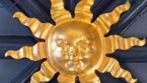 De Oosterkerk is Open! Met altijd een kleine boekenmarkt